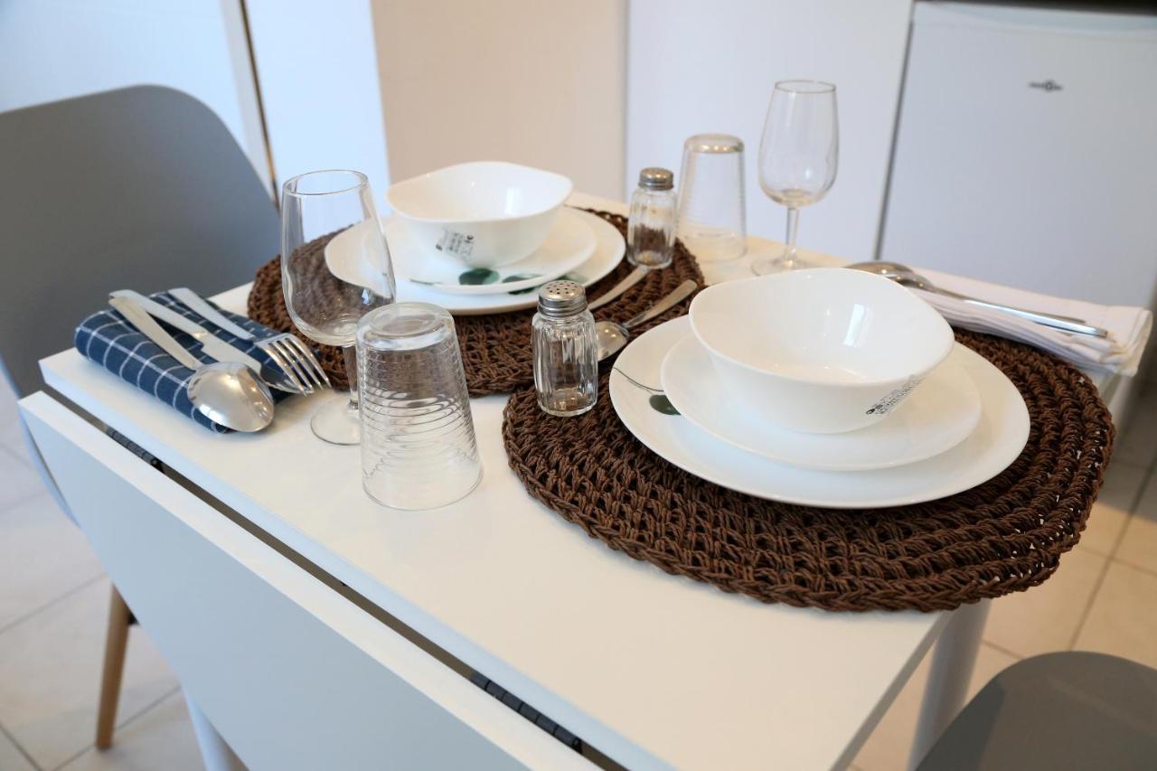 Pluton Apartment Saint-Quentin  Bagian luar foto
